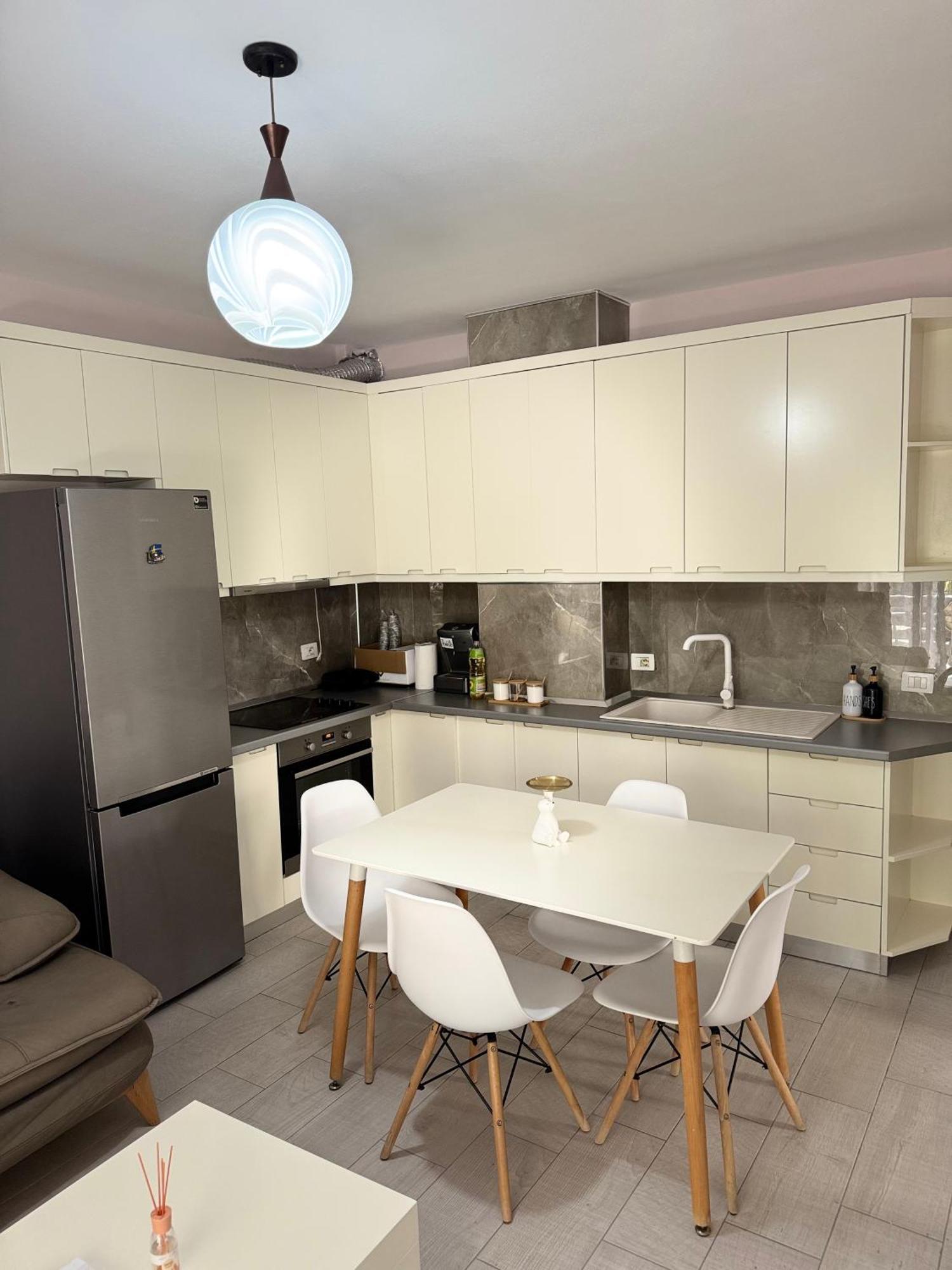 Apartment Beexar Golem (Tirana)